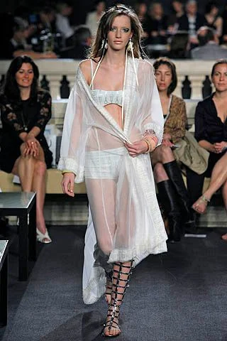 Look 48